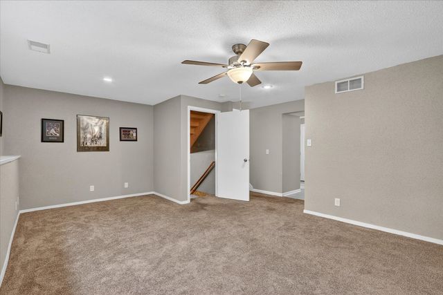 1903 Silverthorn Drive, Byron, IL 61010