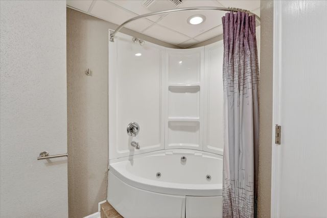 1903 Silverthorn Drive, Byron, IL 61010