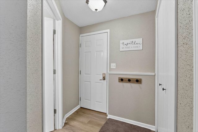 1903 Silverthorn Drive, Byron, IL 61010