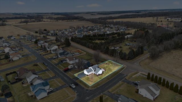 1903 Silverthorn Drive, Byron, IL 61010