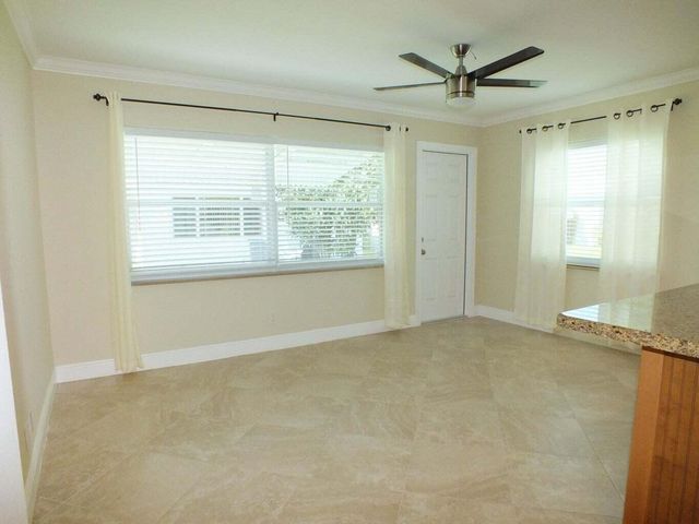 121 SW 8th Court, Boynton Beach, FL 33426