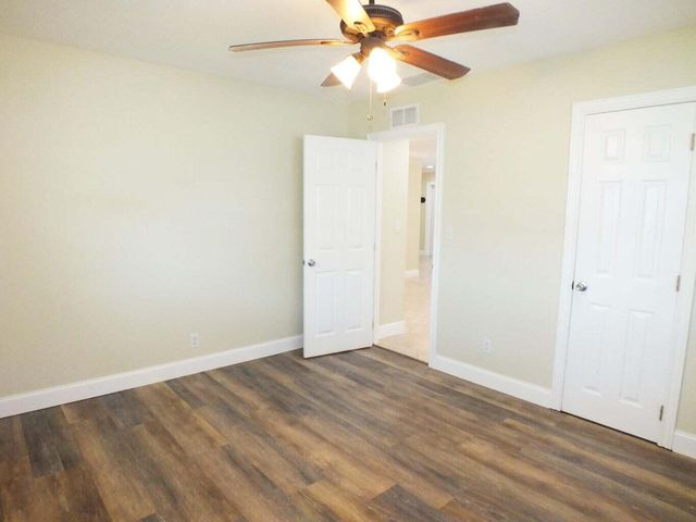 121 SW 8th Court, Boynton Beach, FL 33426