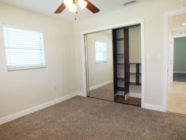 121 SW 8th Court, Boynton Beach, FL 33426