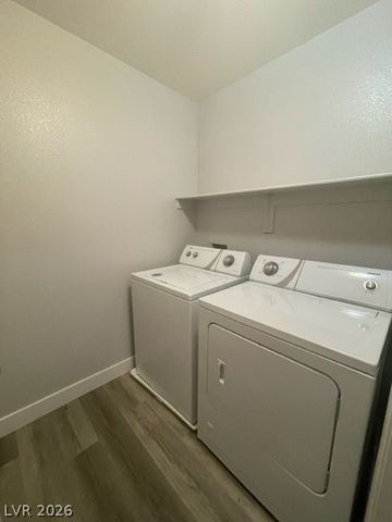 1052 Dusty Creek Street, Las Vegas, NV 89128