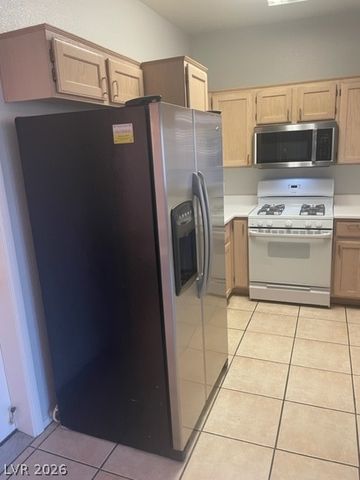 1052 Dusty Creek Street, Las Vegas, NV 89128