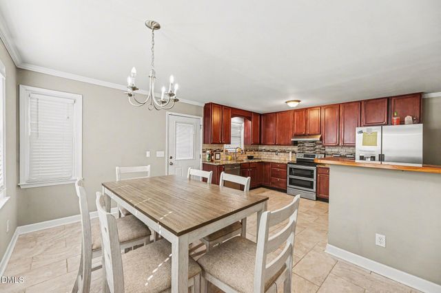 208 Deep Creek Drive, Clayton, NC 27520