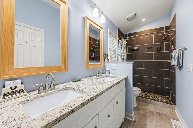 208 Deep Creek Drive, Clayton, NC 27520