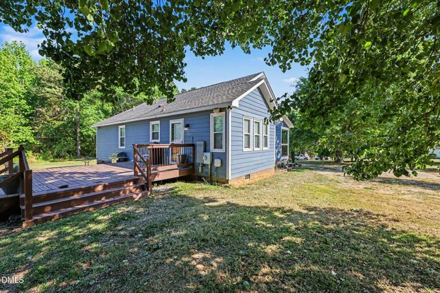 208 Deep Creek Drive, Clayton, NC 27520