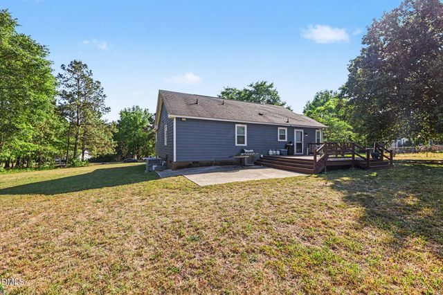 208 Deep Creek Drive, Clayton, NC 27520