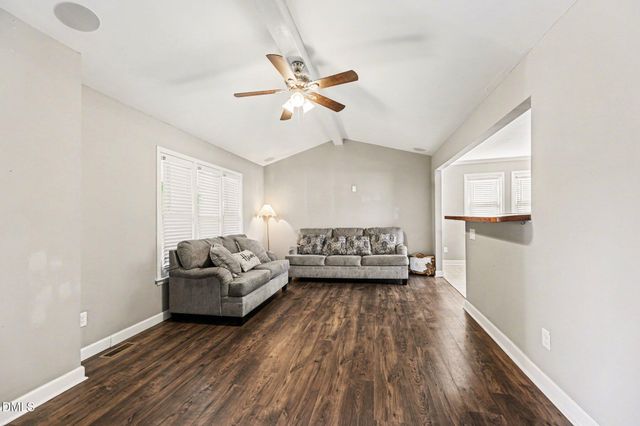 208 Deep Creek Drive, Clayton, NC 27520