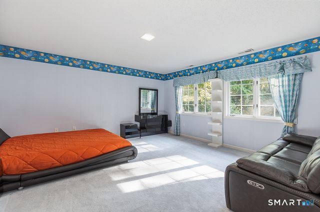 30 Grouse Lane, Woodbridge, CT 06525