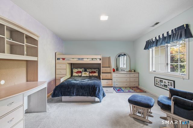 30 Grouse Lane, Woodbridge, CT 06525