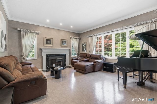 30 Grouse Lane, Woodbridge, CT 06525