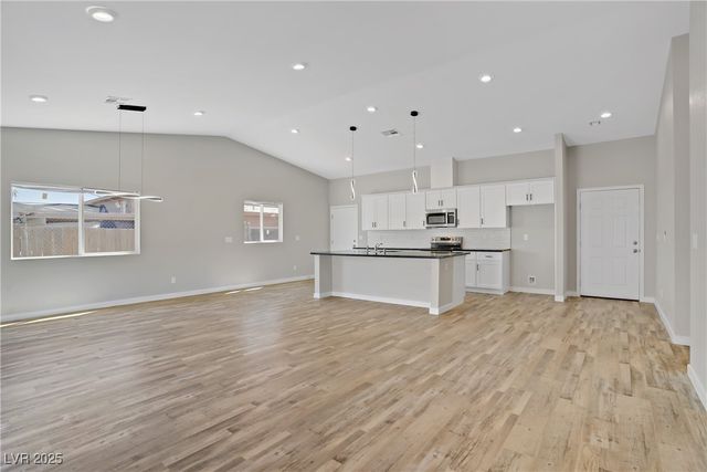 2130 Revere Street, North Las Vegas, NV 89030