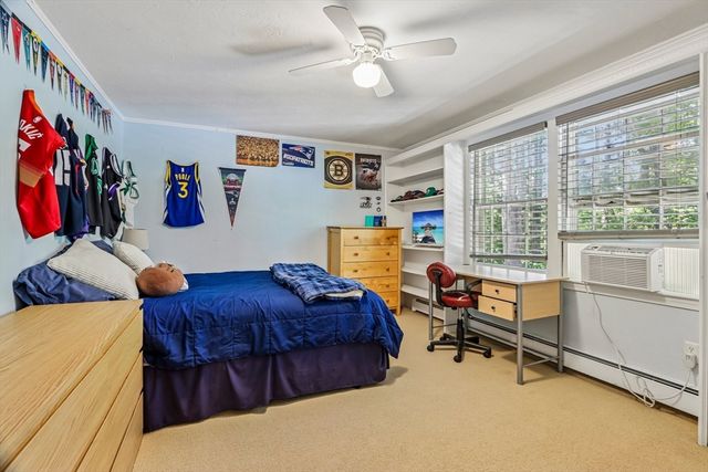 15 Lorraine Metcalf Dr, Wrentham, MA 02093