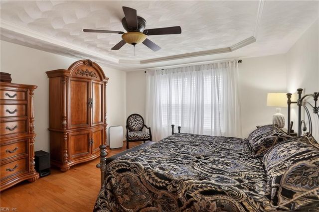 219 Berry Ridge LN, Suffolk, VA 23435