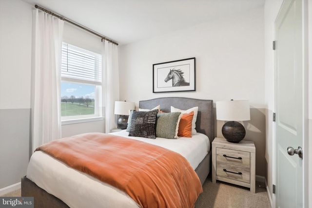 129 STEARNS DR, Stephens City, VA 22655