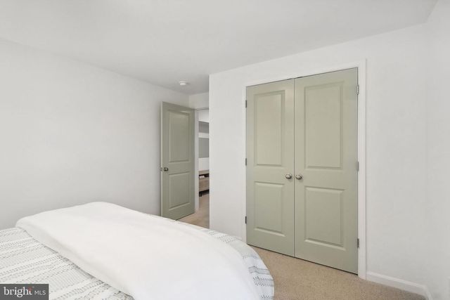 129 STEARNS DR, Stephens City, VA 22655