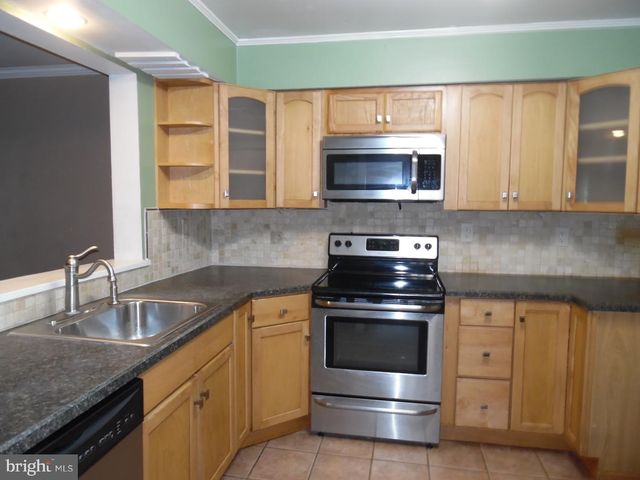 113 WIGTON CIR, Perkasie, PA 18944