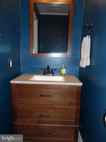 113 WIGTON CIR, Perkasie, PA 18944