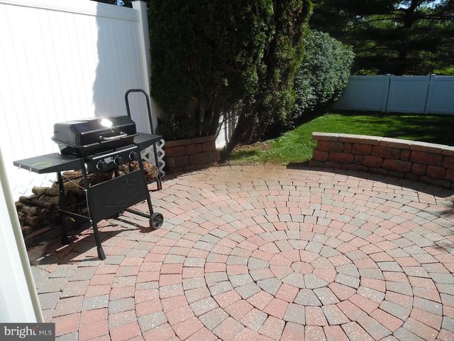 113 WIGTON CIR, Perkasie, PA 18944