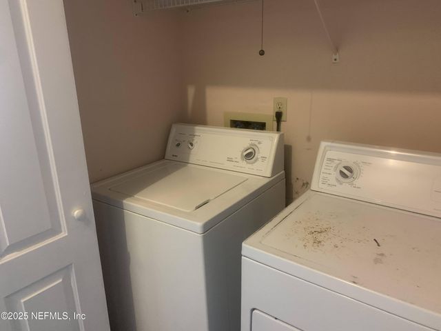 7630 LEAFY FOREST Way, Jacksonville, FL 32277