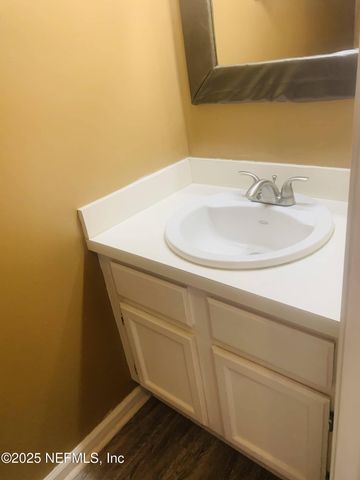 7630 LEAFY FOREST Way, Jacksonville, FL 32277