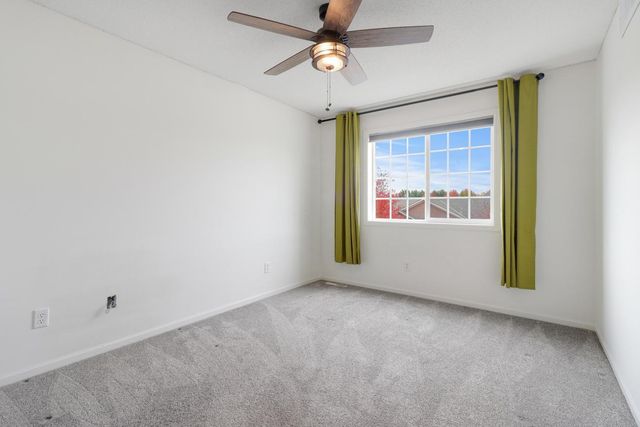 21305 Hytrail Circle, Lakeville, MN 55044