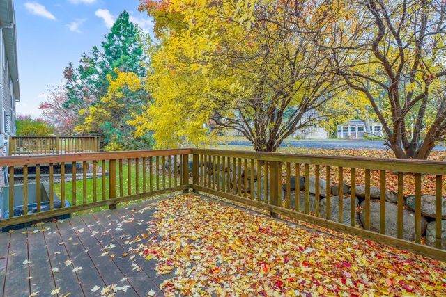 21305 Hytrail Circle, Lakeville, MN 55044