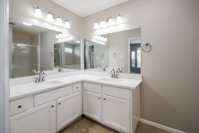 1818 Oak Ridge Drive, Kemah, TX 77565