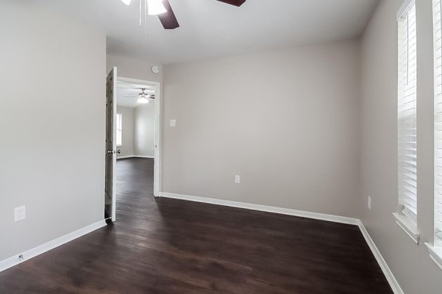 1818 Oak Ridge Drive, Kemah, TX 77565