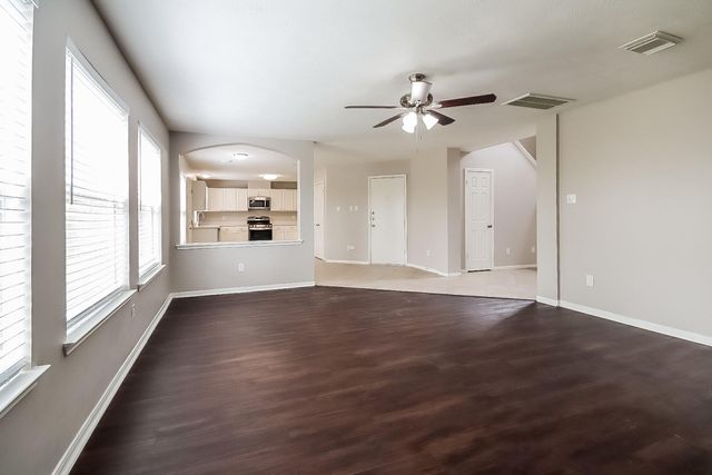 1818 Oak Ridge Drive, Kemah, TX 77565