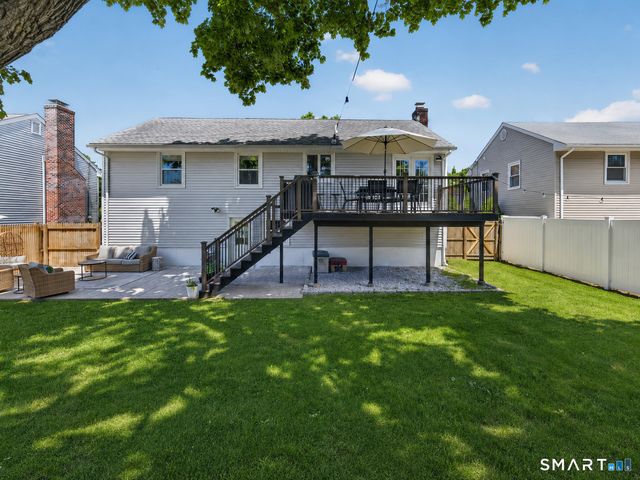 22 Heather Lane, Norwalk, CT 06851