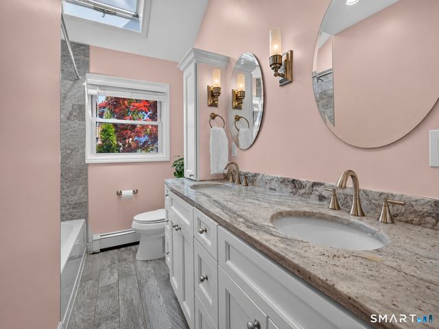 22 Heather Lane, Norwalk, CT 06851
