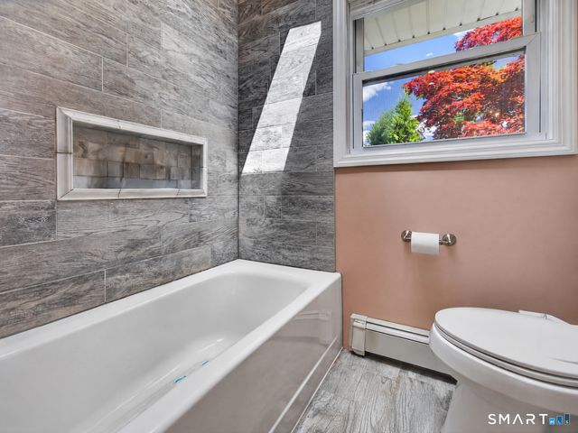 22 Heather Lane, Norwalk, CT 06851