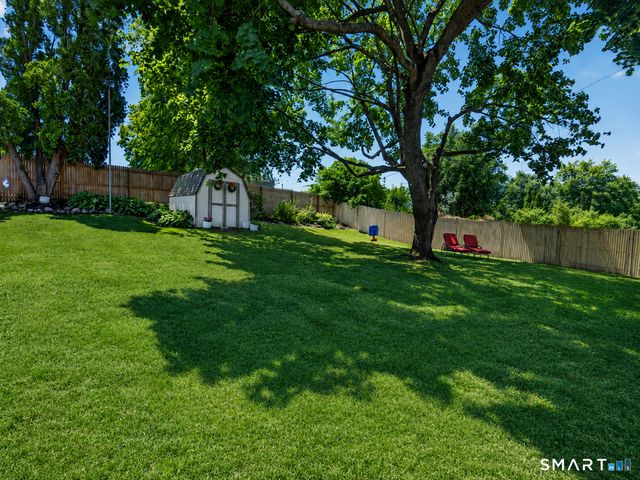 22 Heather Lane, Norwalk, CT 06851