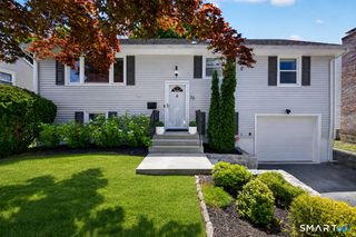 22 Heather Lane, Norwalk, CT 06851