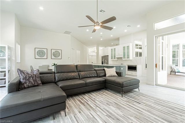 3310 Riverpark CT, Bonita Springs, FL 34134