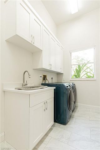 3310 Riverpark CT, Bonita Springs, FL 34134