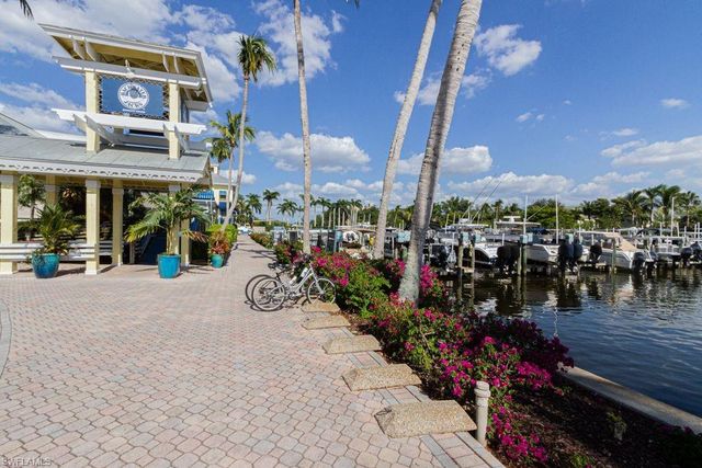 3310 Riverpark CT, Bonita Springs, FL 34134