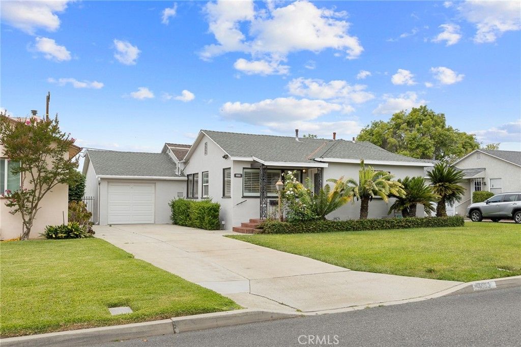 Image 2 of property listing at 4903 Ardsley, Temple City, CA 91780