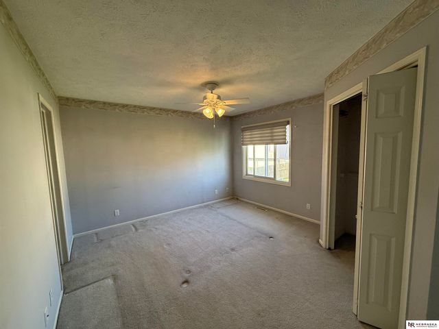 15321 Chalco Pointe Drive, Omaha, NE 68138