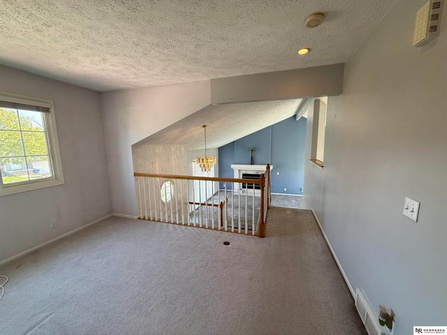 15321 Chalco Pointe Drive, Omaha, NE 68138