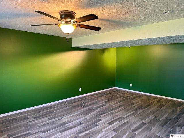 15321 Chalco Pointe Drive, Omaha, NE 68138