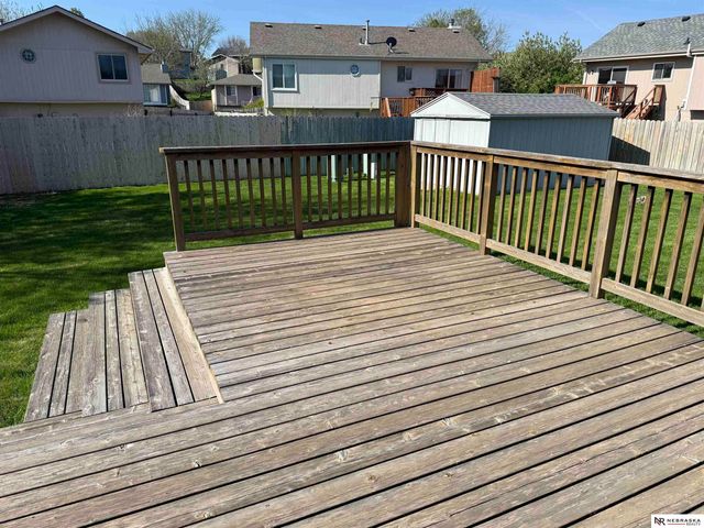 15321 Chalco Pointe Drive, Omaha, NE 68138