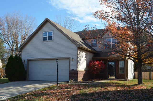 6389 Hillview Circle, Fishers, IN 46038