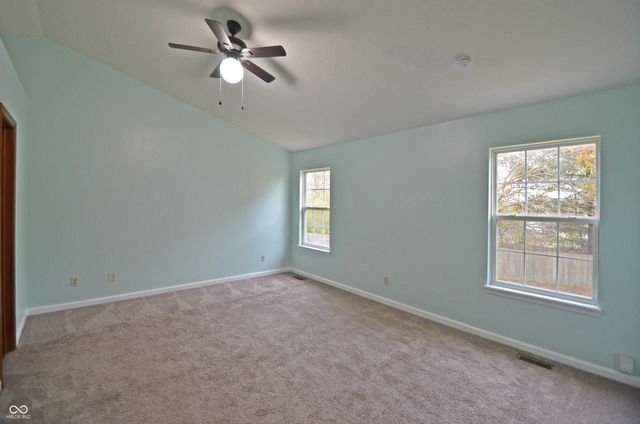 6389 Hillview Circle, Fishers, IN 46038