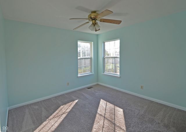 6389 Hillview Circle, Fishers, IN 46038