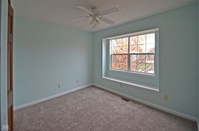 6389 Hillview Circle, Fishers, IN 46038