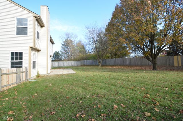 6389 Hillview Circle, Fishers, IN 46038